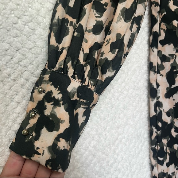 H&M Womens Shift Dress Black Green and Cream Patterned Long Sleeve Dress Small - Picture 6 of 11